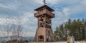 Rozhľadňa Háj a Kamenársky mini Skanzen